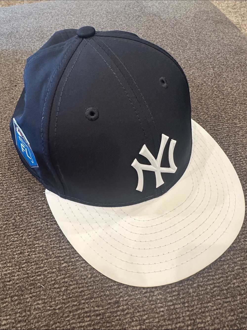 New Era Navy and White New York Yankees Cap